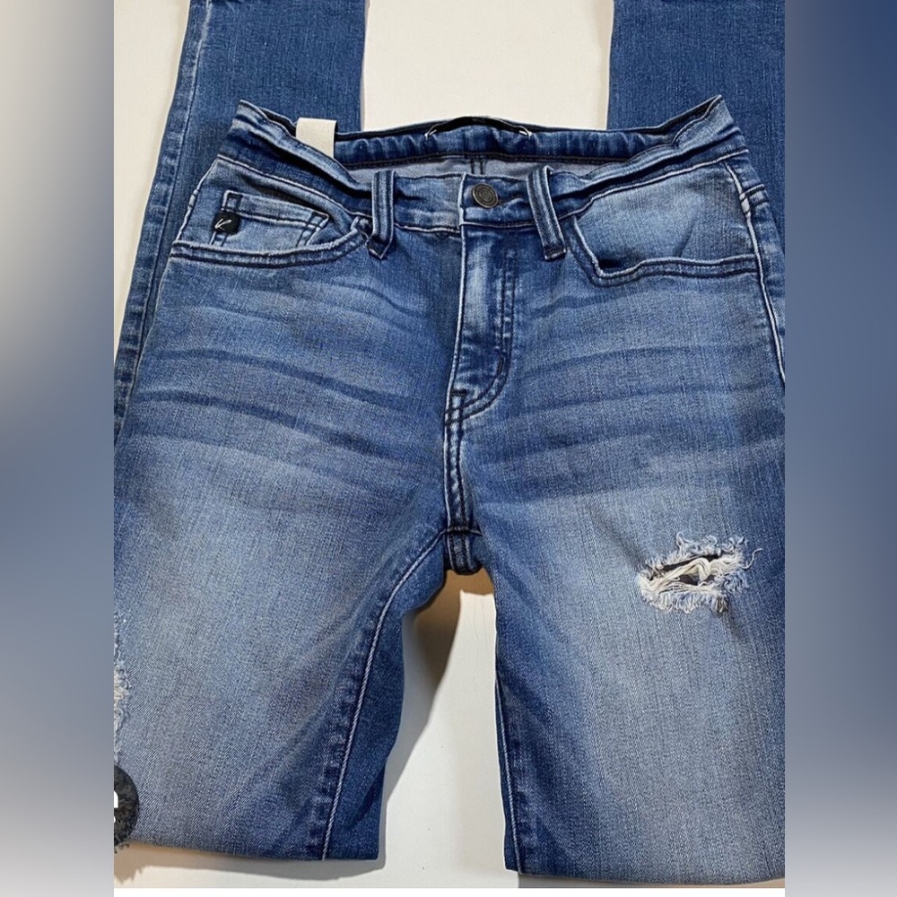 Distressed skinnies